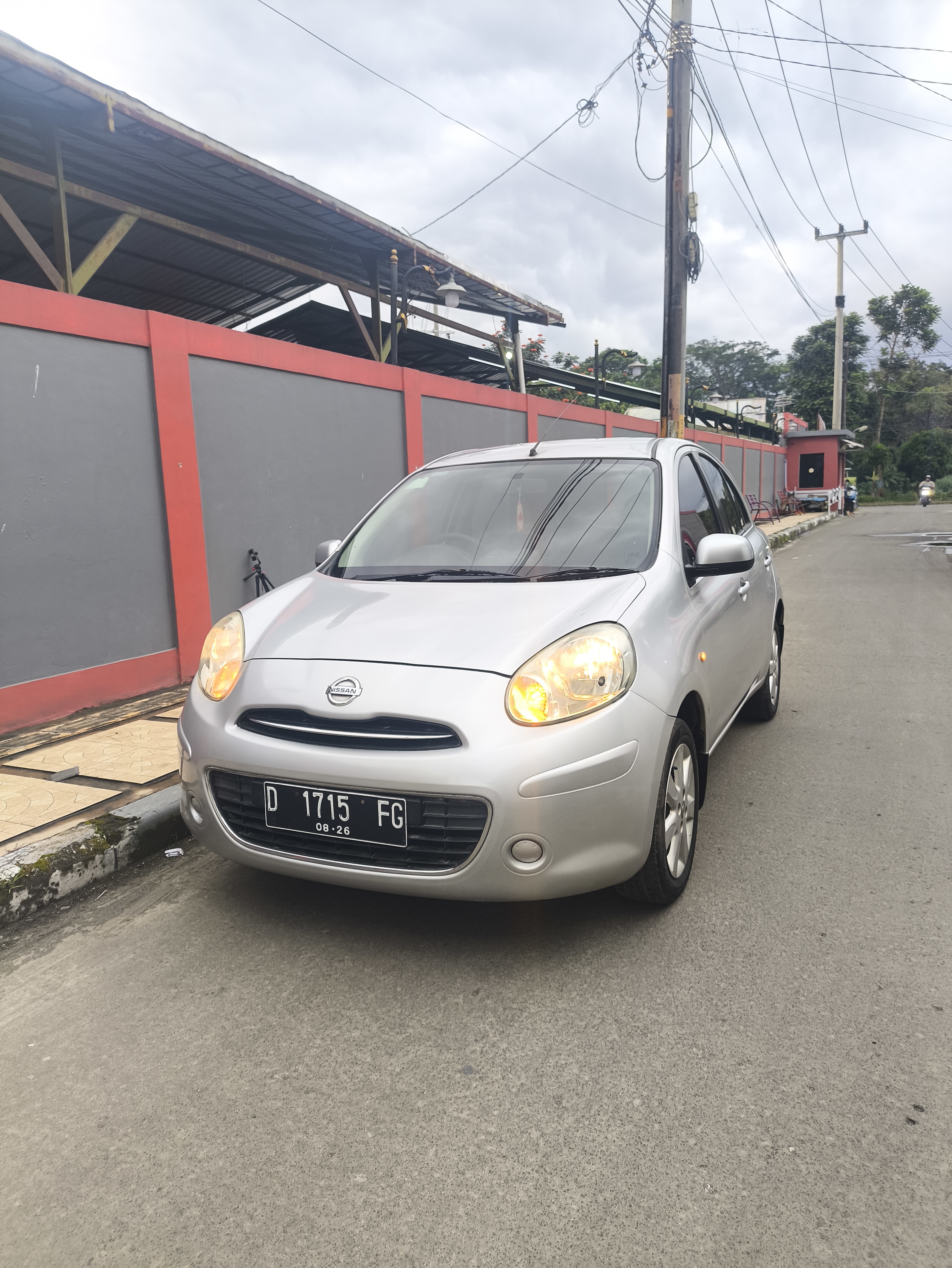 Nissan March L mt