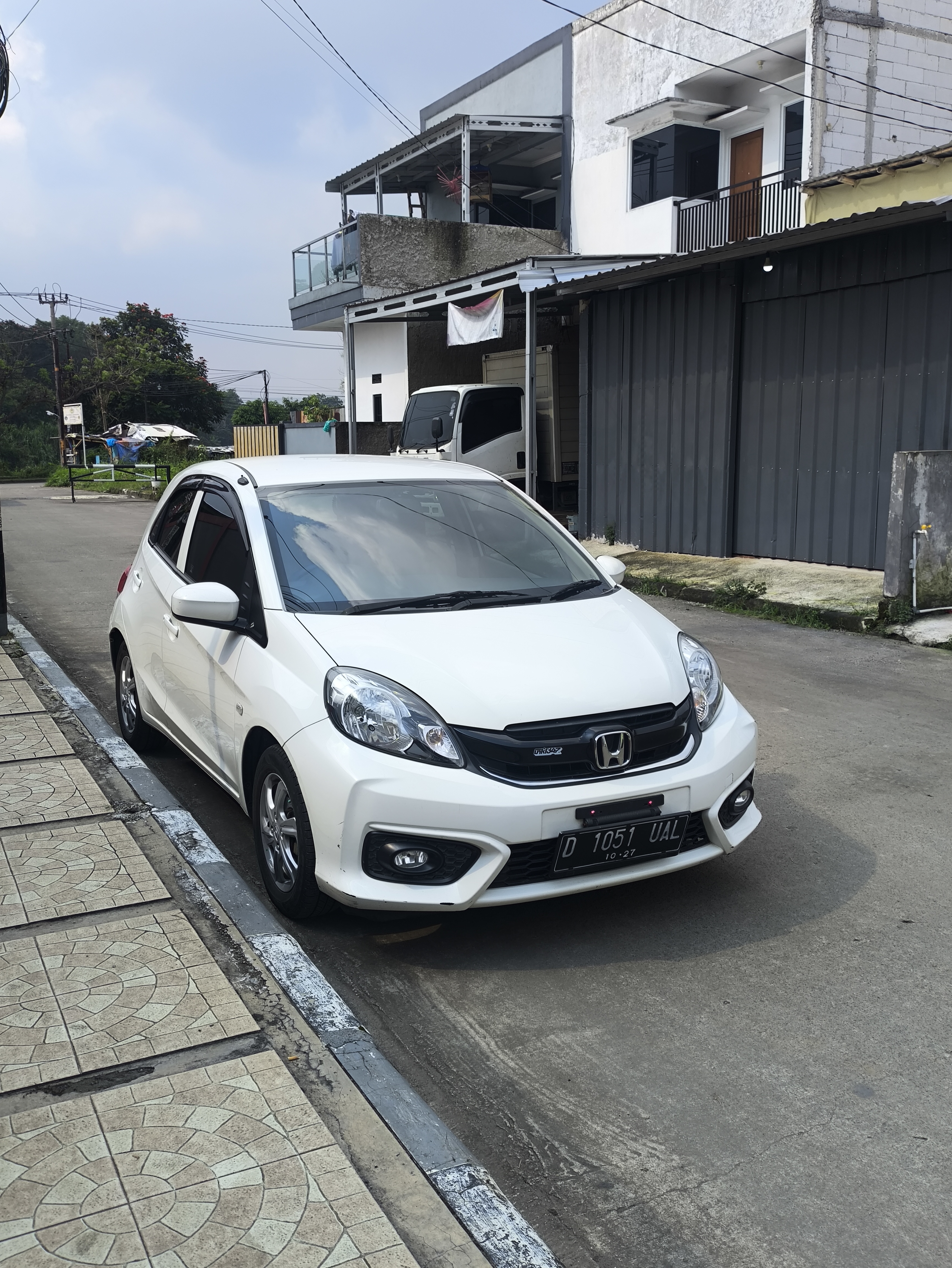 Honda Brio e mt 2017